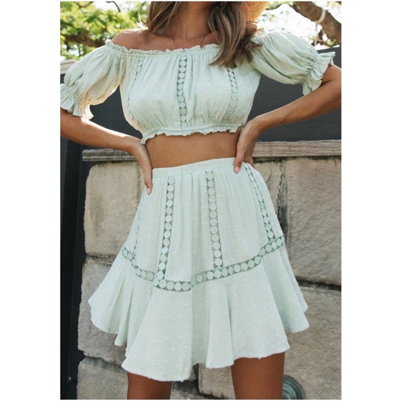 BellanBlue Dresses & Skirts - Boho Mint swiss dot off shoulder Puff Sleeve crop top skirt Set